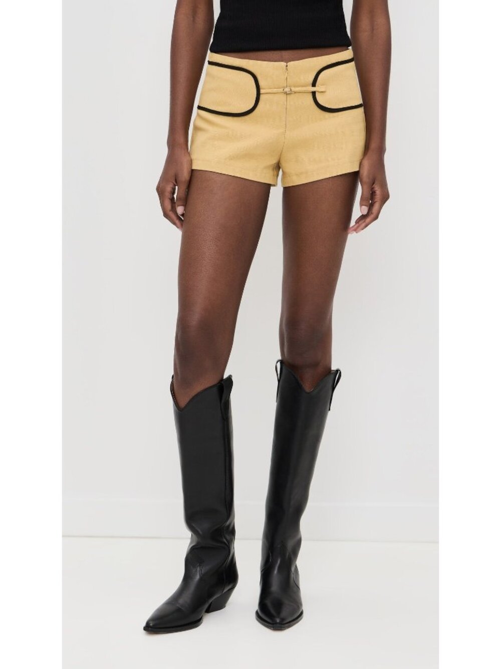 LIONESS Soho Short in Latte Small Womens - Picture 11 of 14